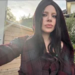 How tall is Lady Gaga compared to other stars?